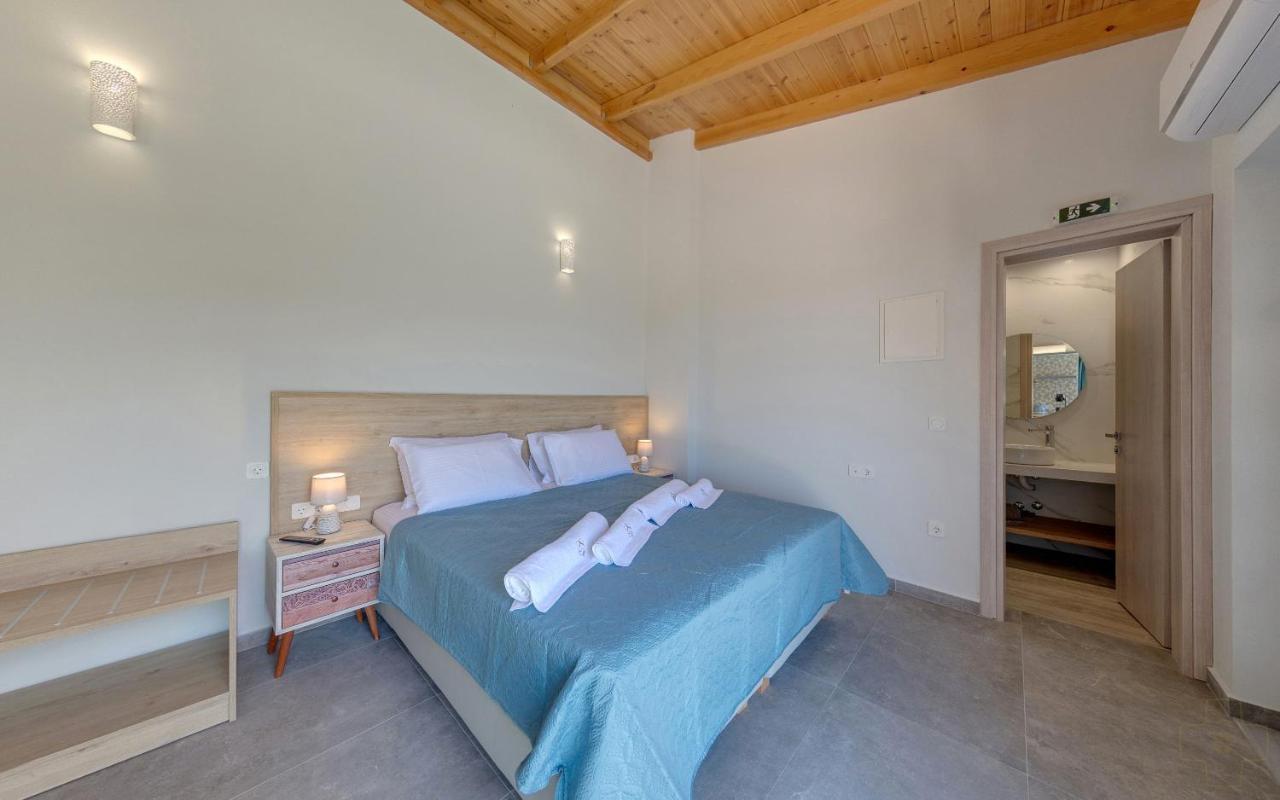 Spiros-Soula Thematic Suites Agia Pelagia Екстериор снимка